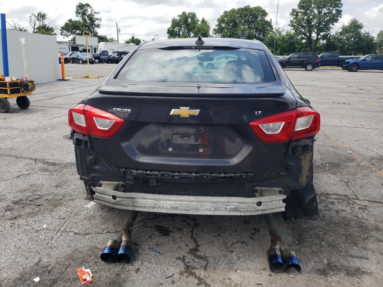 2016 Chevrolet Cruze Lt - Image 6