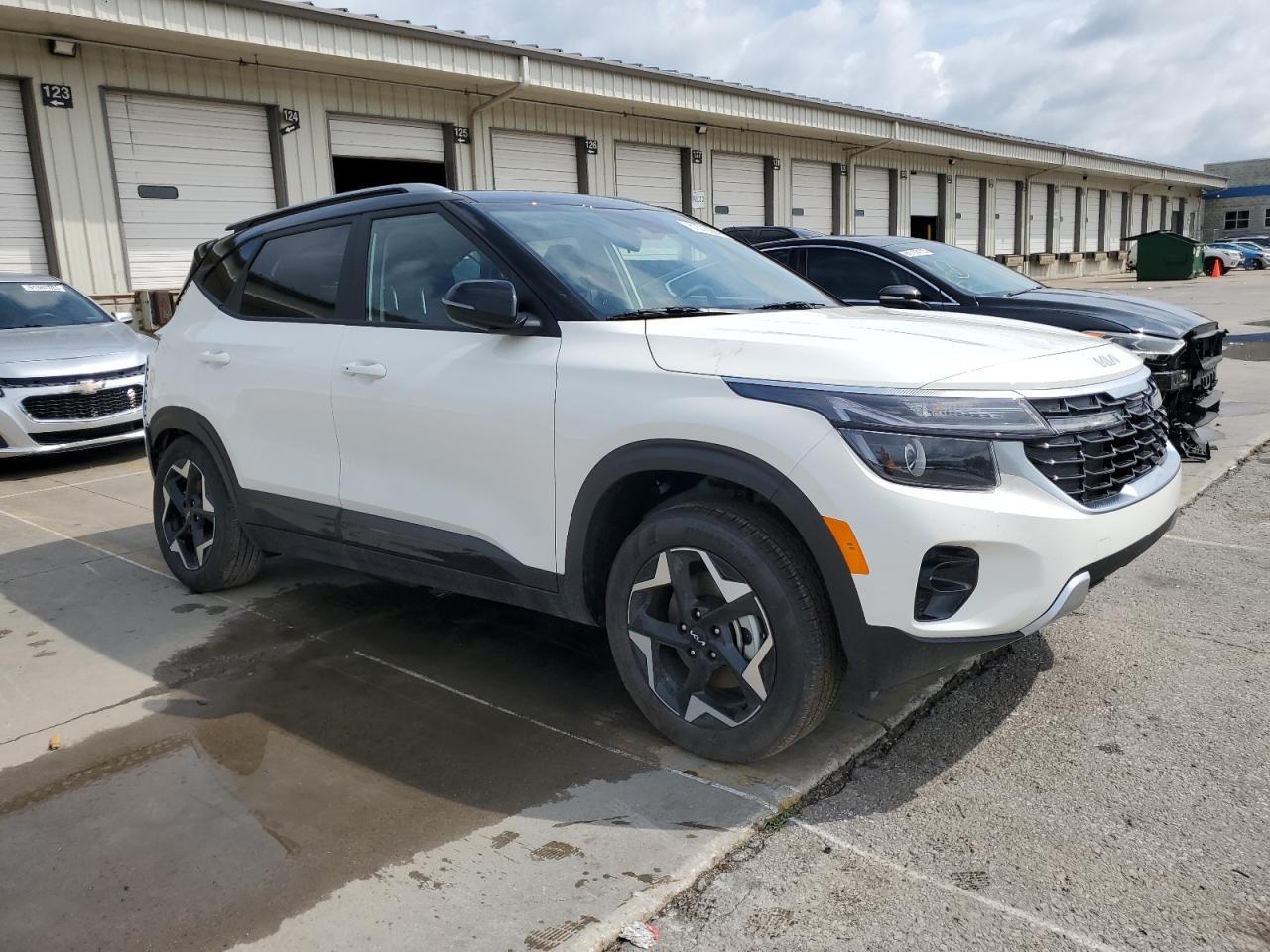 2025 Kia Seltos S - Image 4