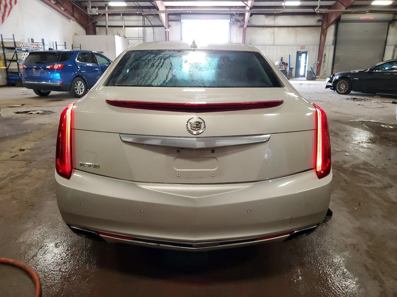 2014 Cadillac Xts Luxury Collection - Image 6