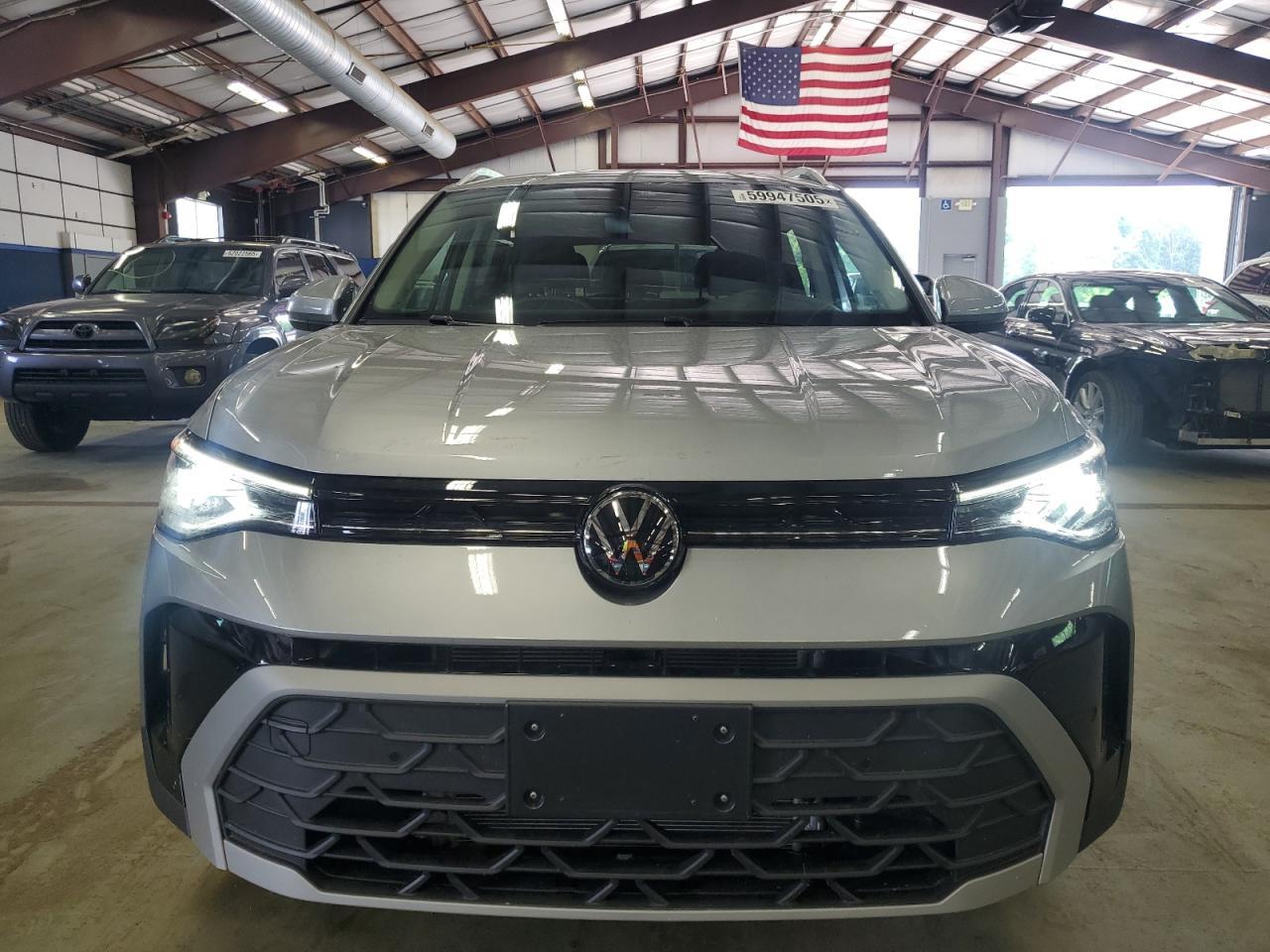 2025 Volkswagen Taos Se - Фото 5