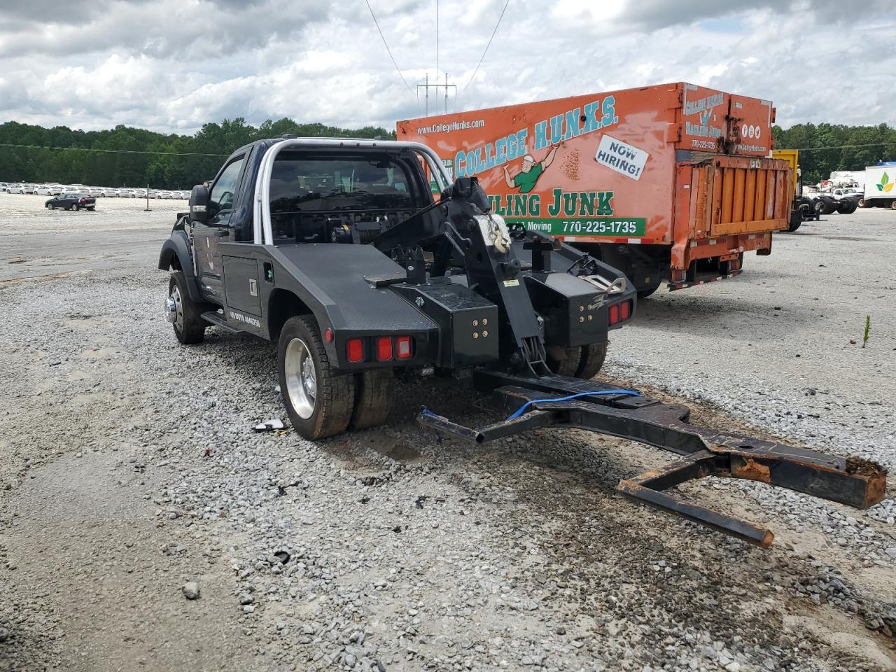 2024 Ford F450 Super Duty - Фото 2