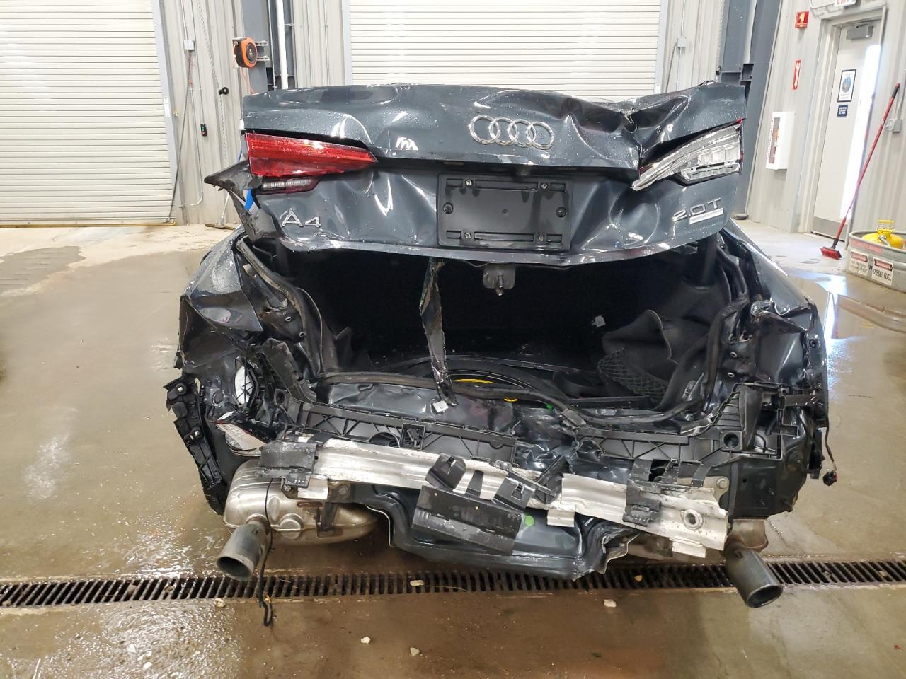 2017 Audi A4 Ultra Premium - Фото 6