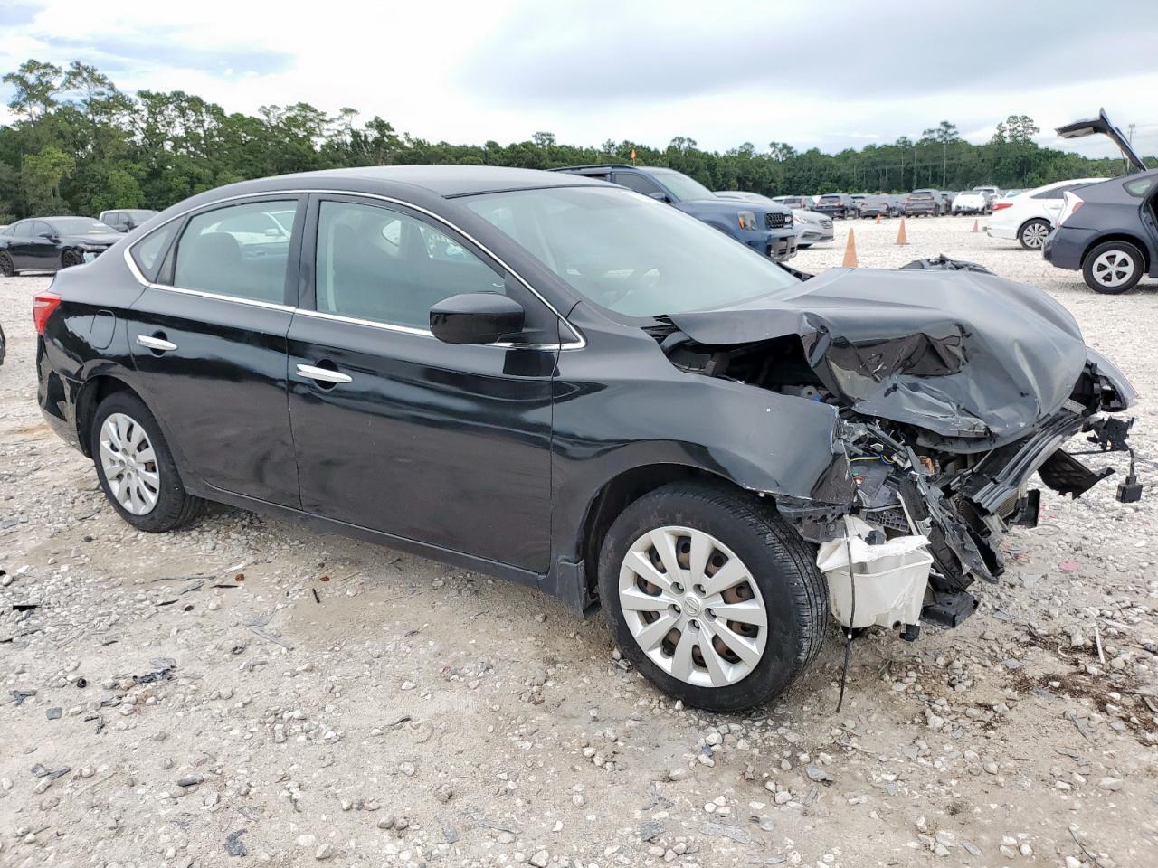 2019 Nissan Sentra S - Image 4