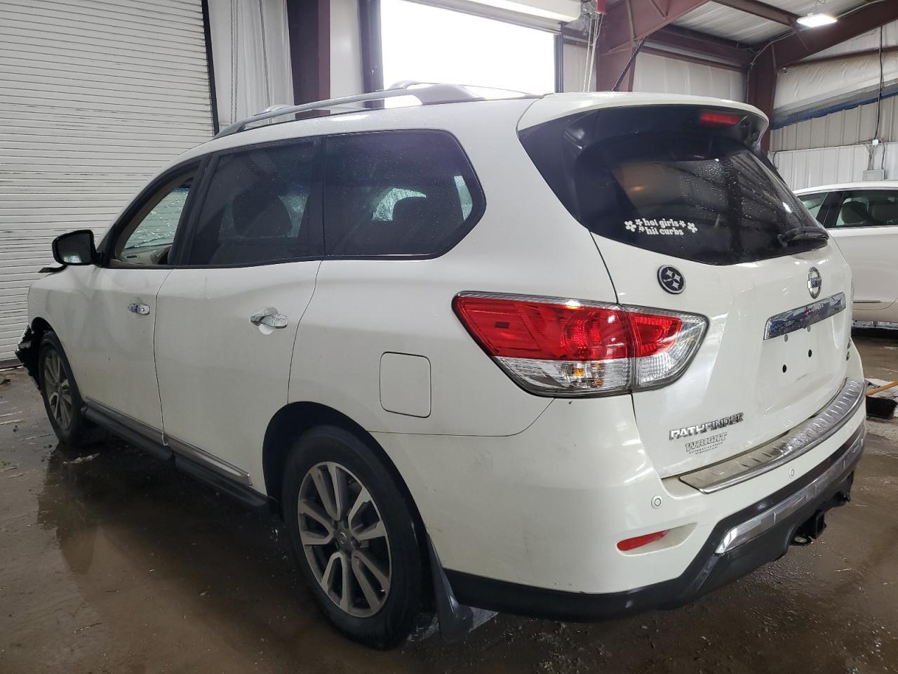 2013 Nissan Pathfinder S - Фото 2