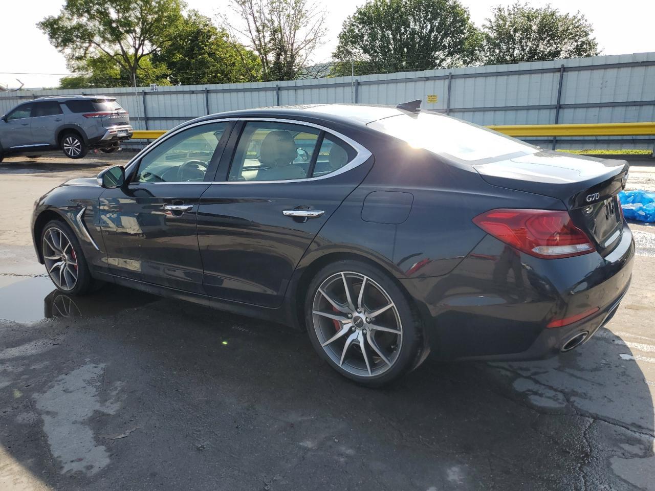 2021 Genesis G70 - Фото 2