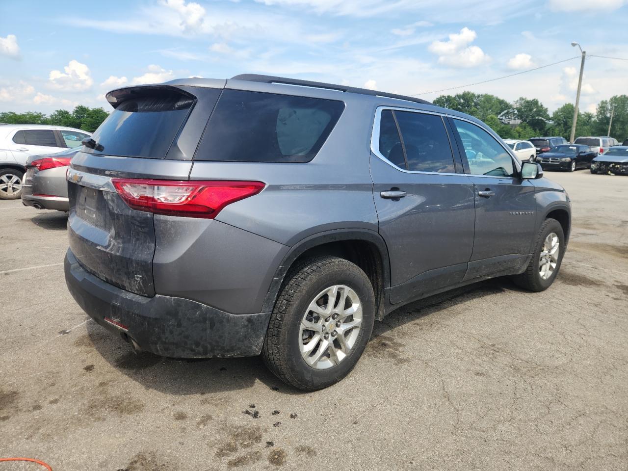 2020 Chevrolet Traverse Lt - Фото 3