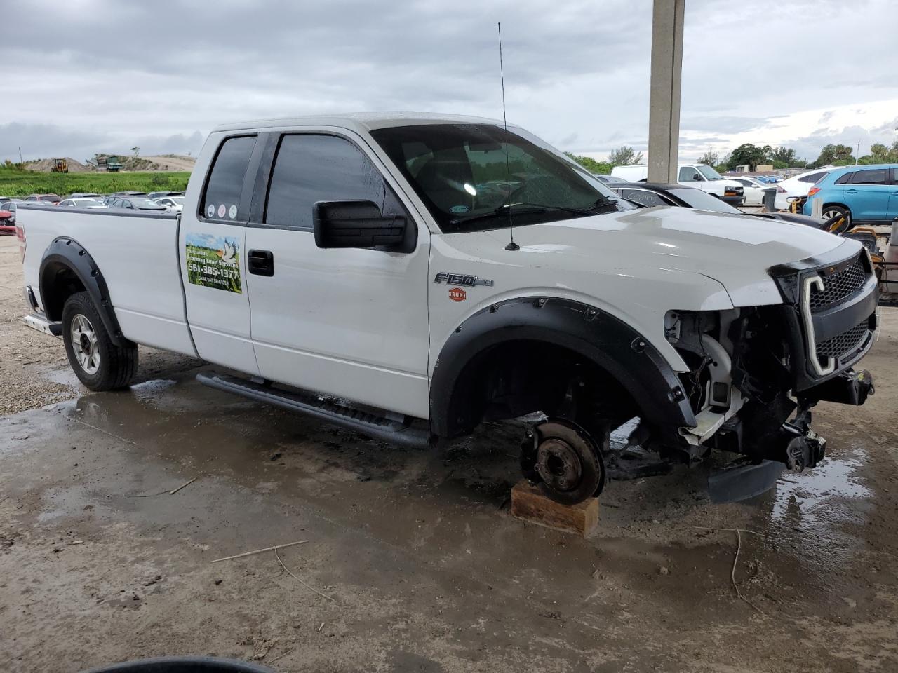 2014 Ford F150 Super Cab - Image 4