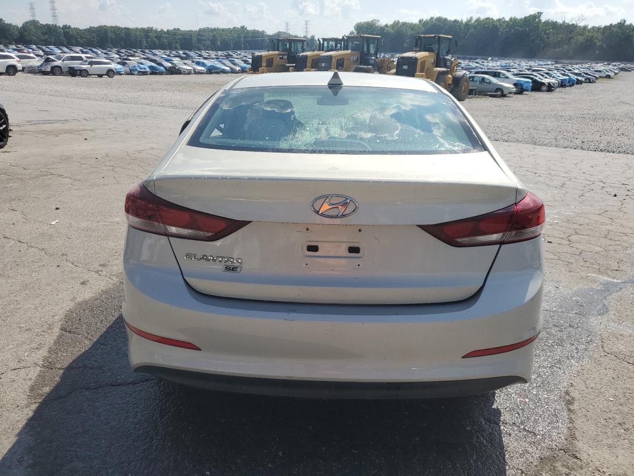 2017 Hyundai Elantra Se - Фото 6