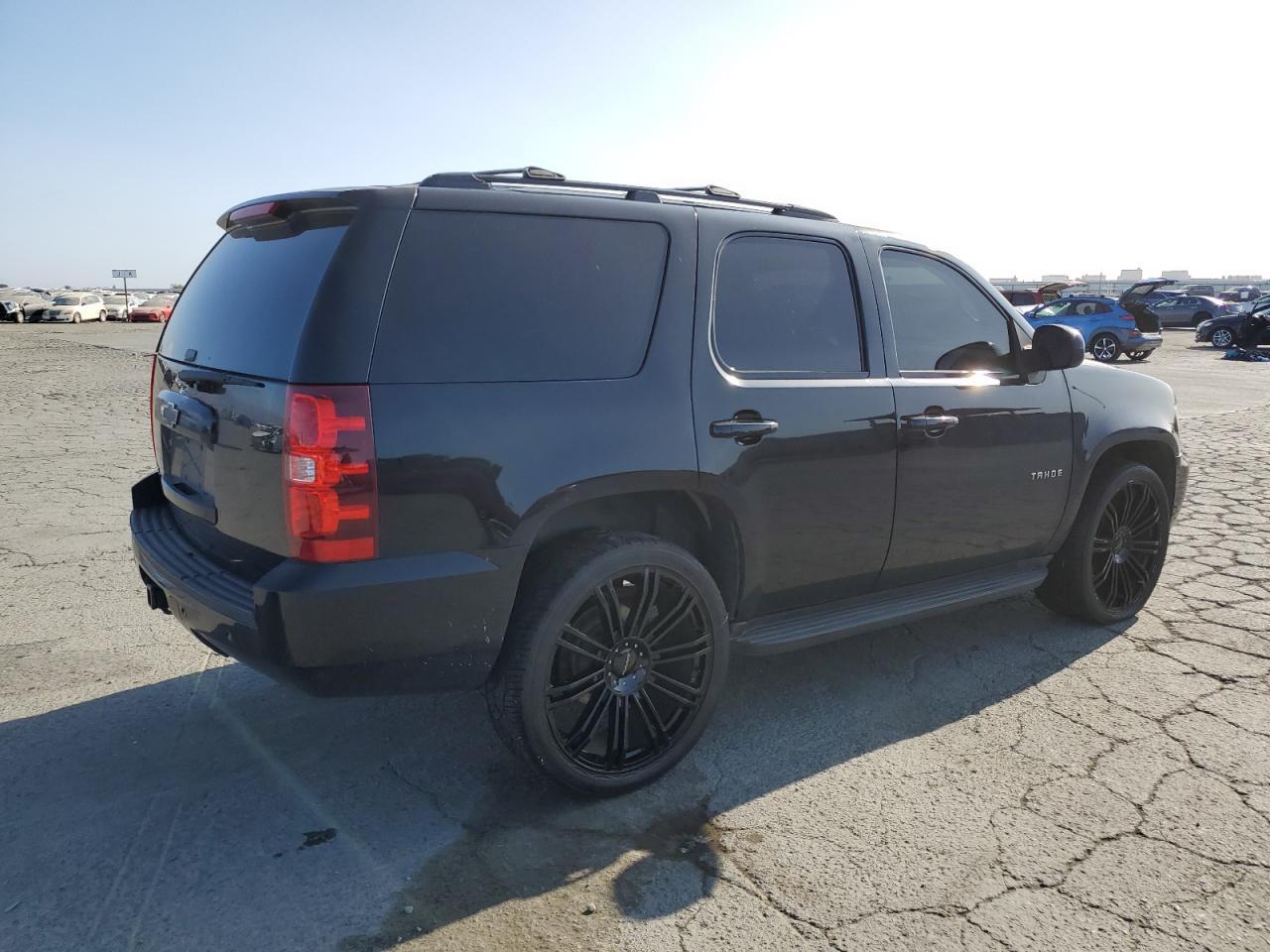 2013 Chevrolet Tahoe C1500 Lt - Фото 3