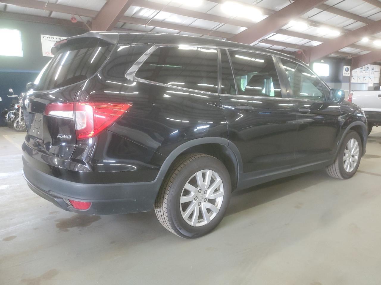 2019 Honda Pilot Lx - Image 3