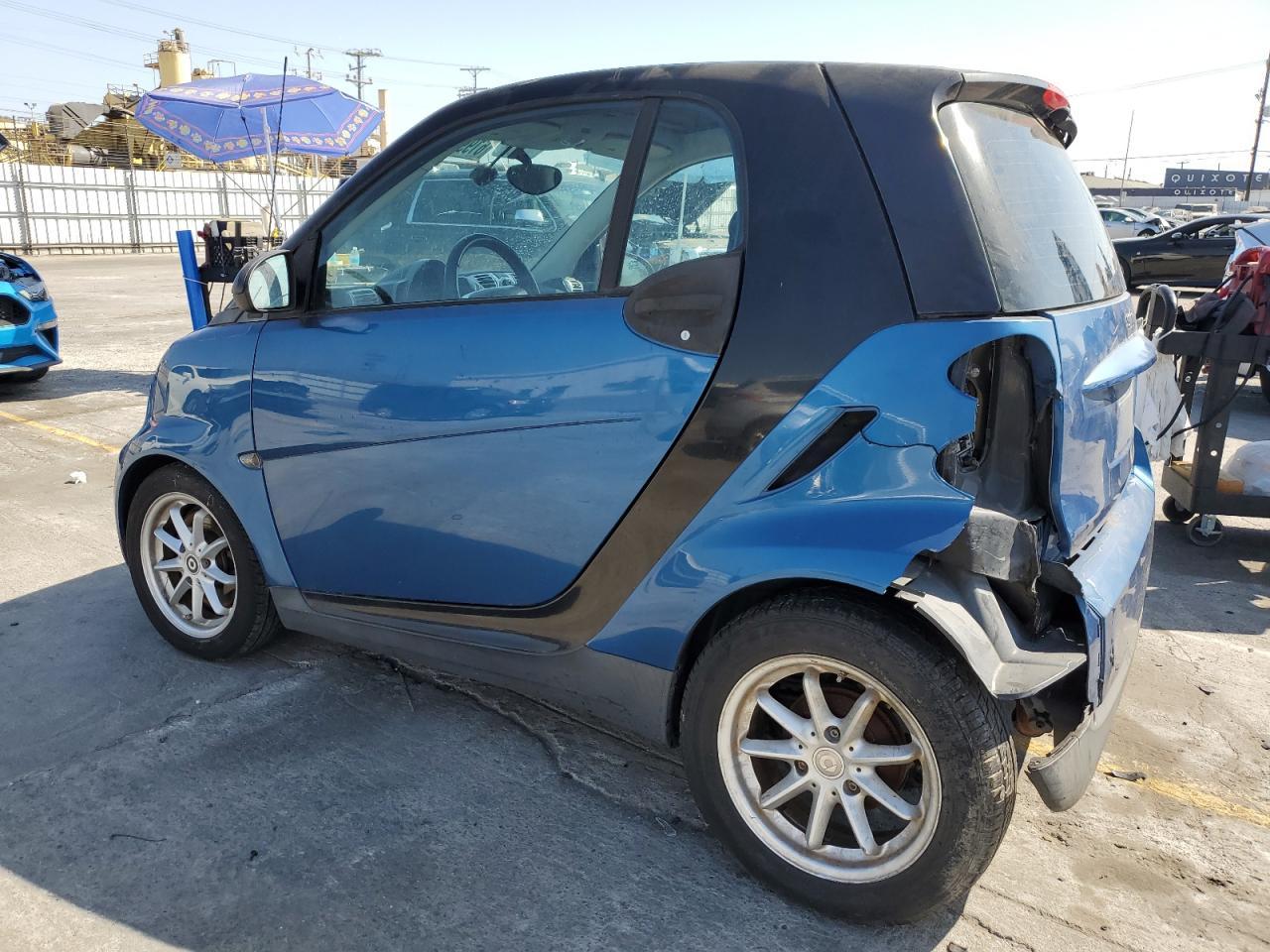 2009 Smart Fortwo Pure - Image 2