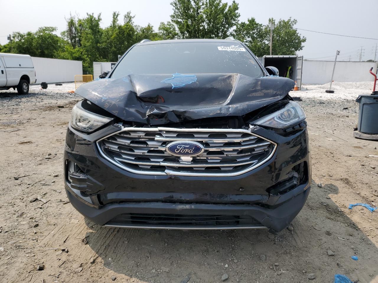 2020 Ford Edge Titanium - Фото 5