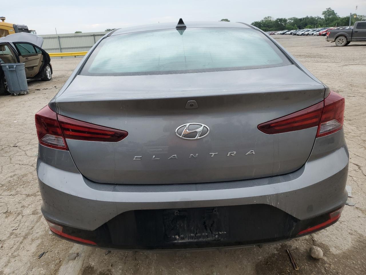 2020 Hyundai Elantra Sel - Фото 6