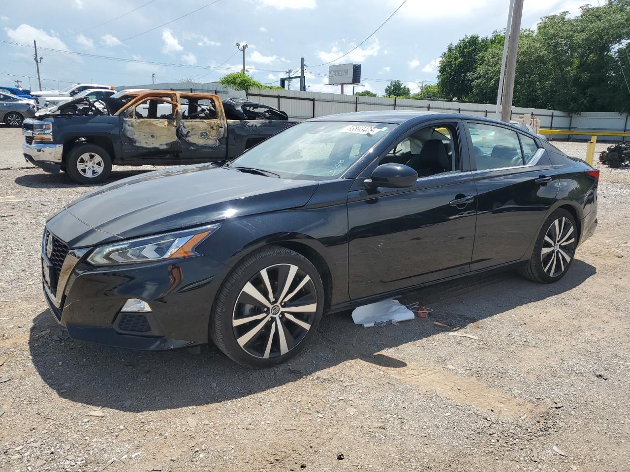 2022 Nissan Altima Sr