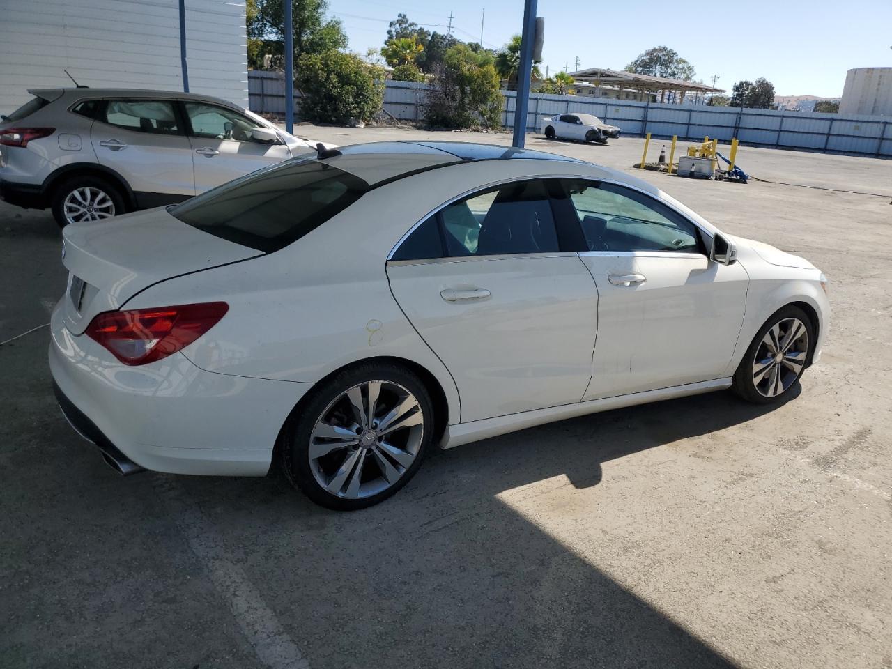 2014 Mercedes-Benz Cla 250 - Фото 3