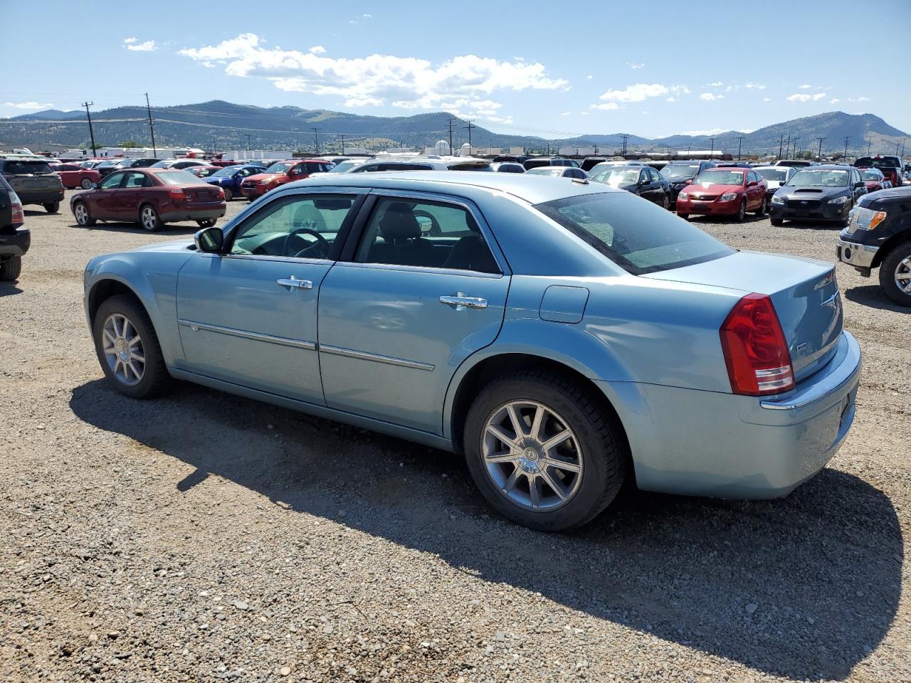 2009 Chrysler 300C - Image 2