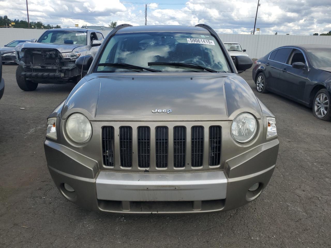 2007 Jeep Compass Limited - Image 5