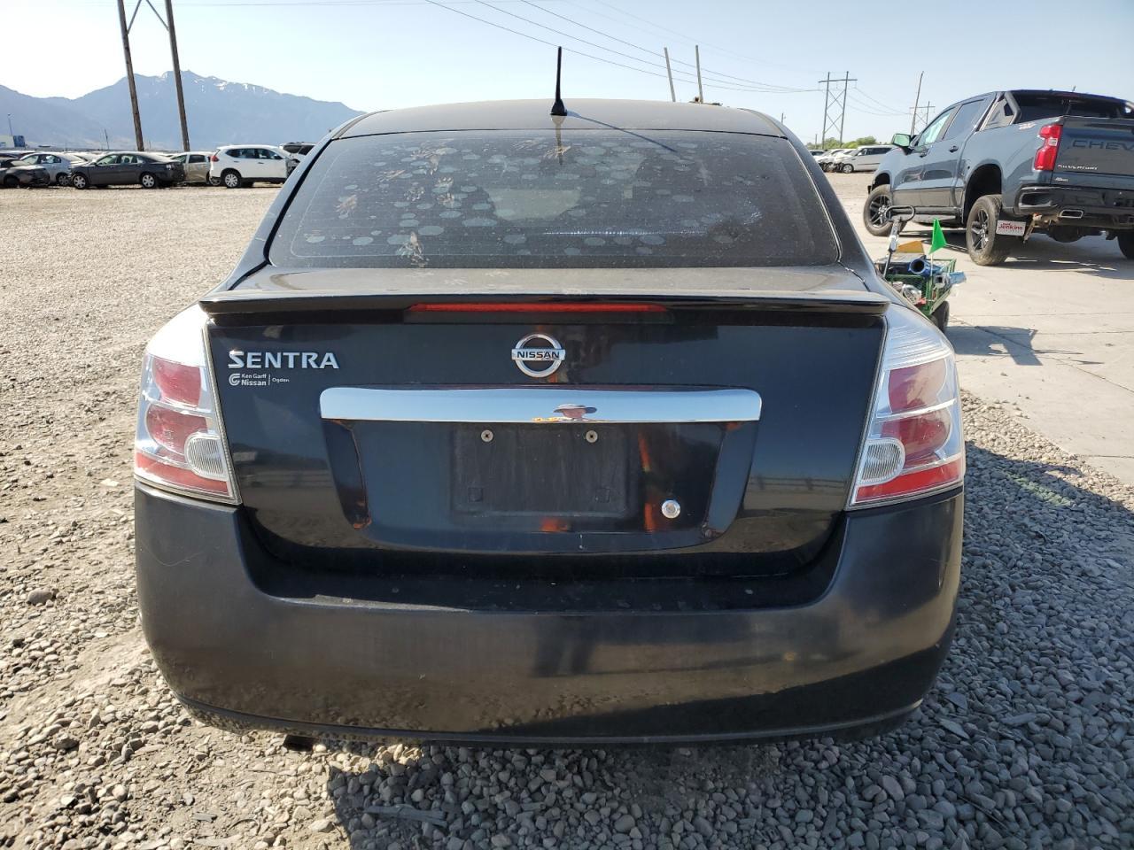 2011 Nissan Sentra 2.0 - Фото 6
