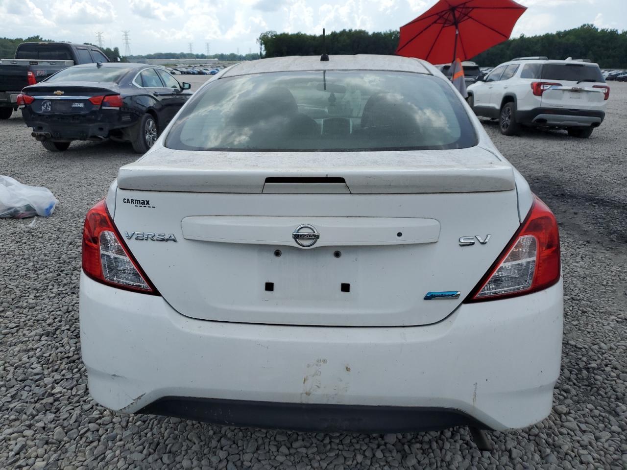 2016 Nissan Versa S - Фото 6