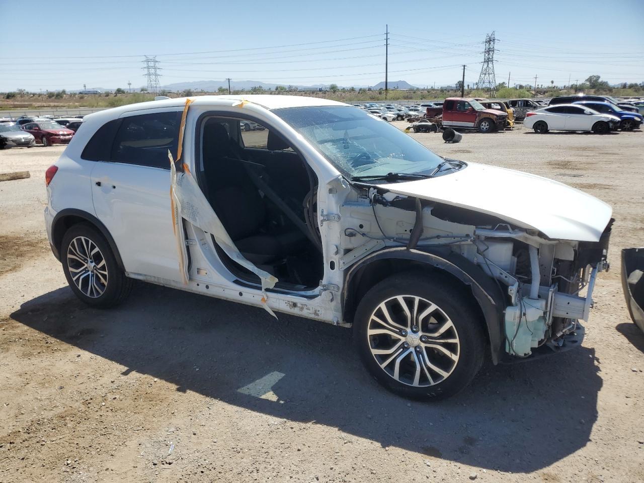 2019 Mitsubishi Outlander Sport Se - Фото 4