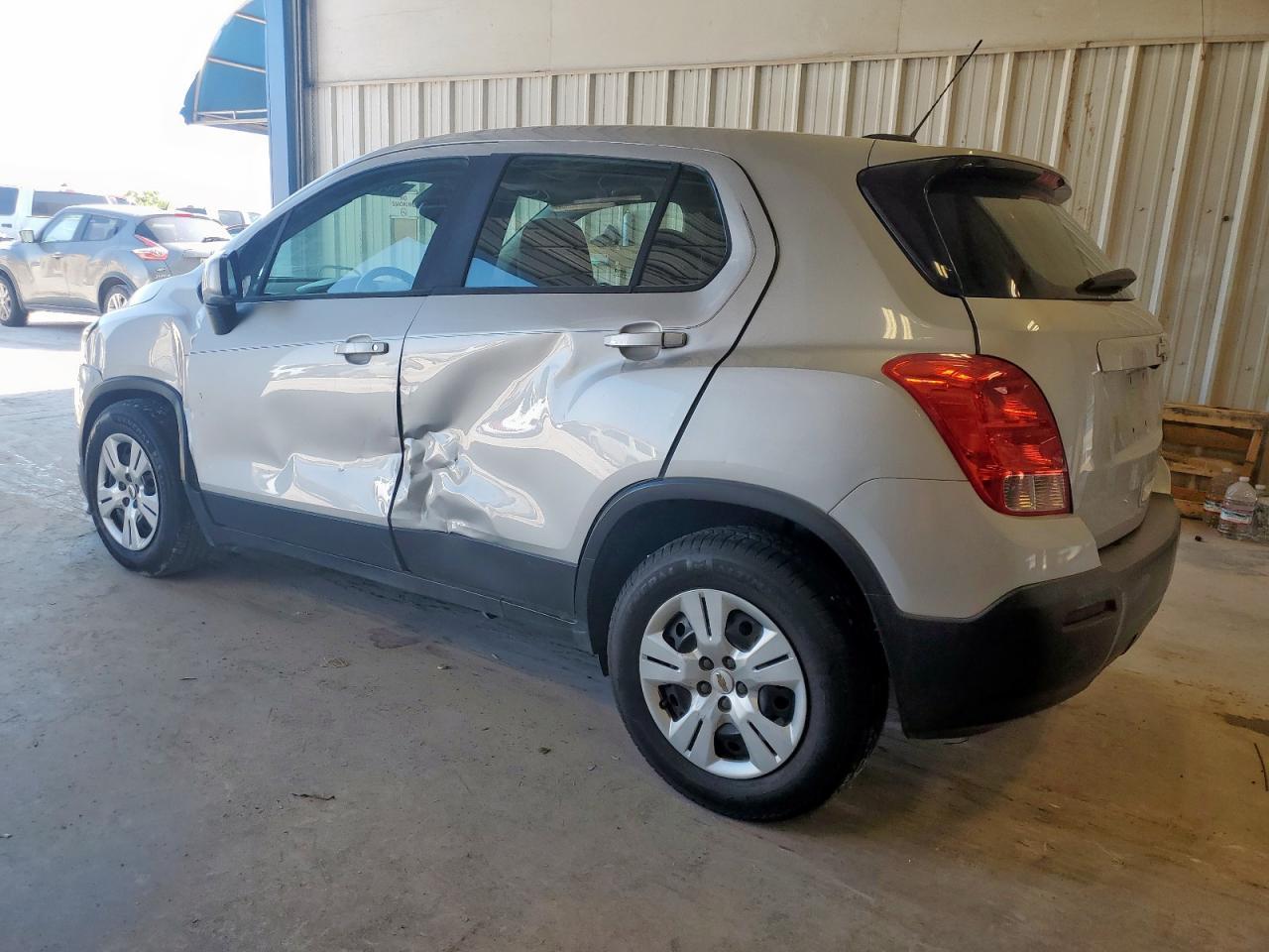 2016 Chevrolet Trax Ls - Фото 2