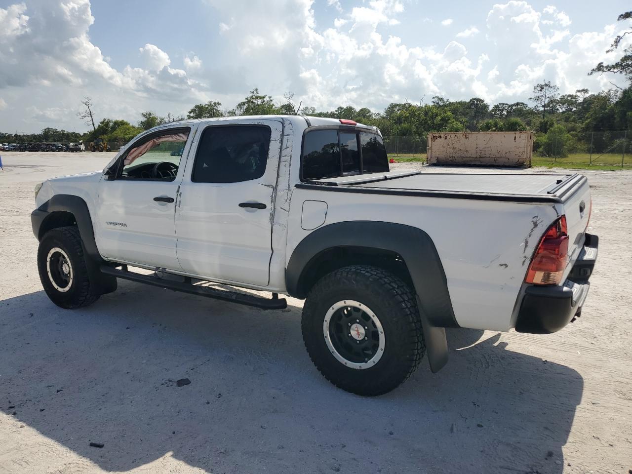 2015 Toyota Tacoma Double Cab Prerunner - Фото 2