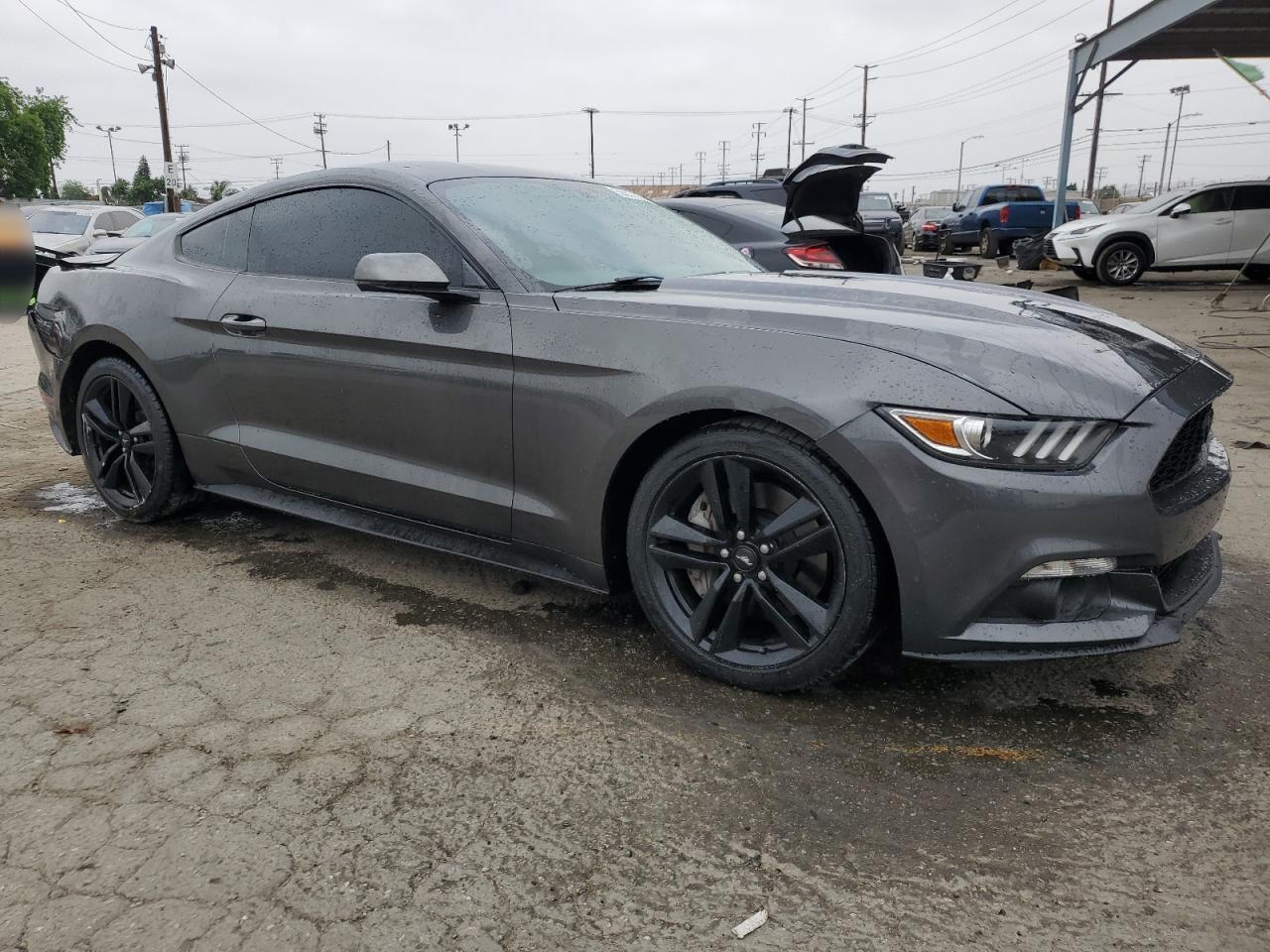 2017 Ford Mustang - Фото 4