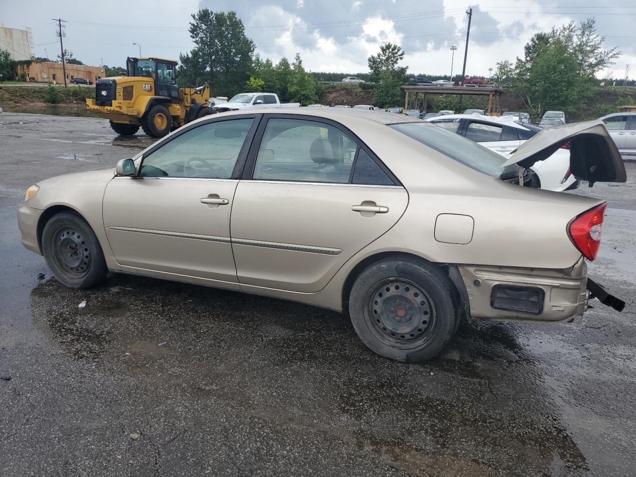 2002 Toyota Camry Le - Фото 2