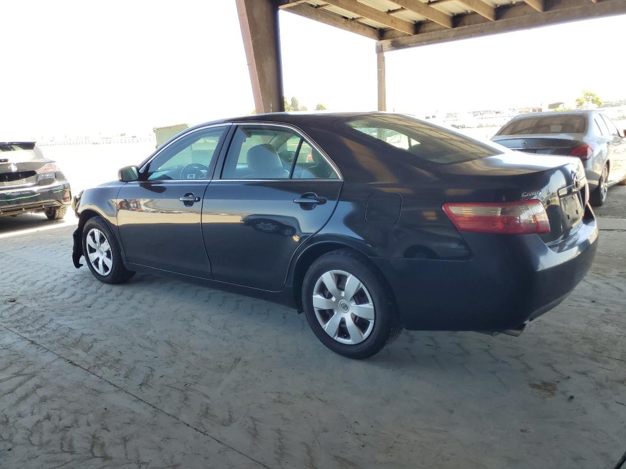 2007 Toyota Camry Le - Image 2
