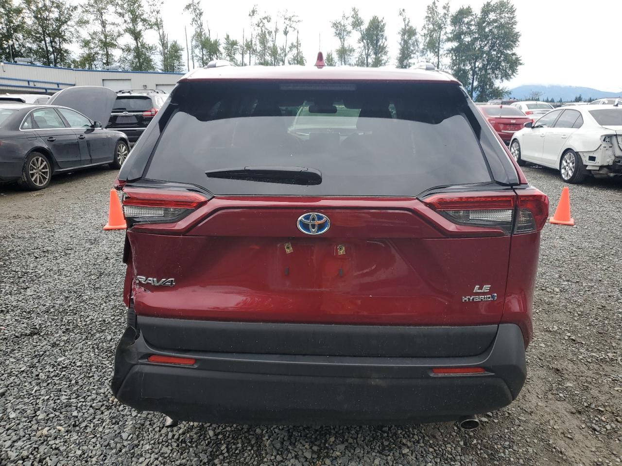 2024 Toyota Rav4 Le - Image 6