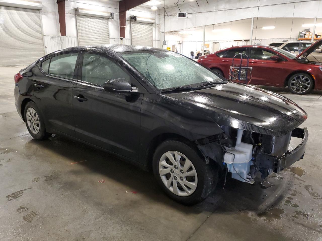 2020 Hyundai Elantra Se - Фото 4