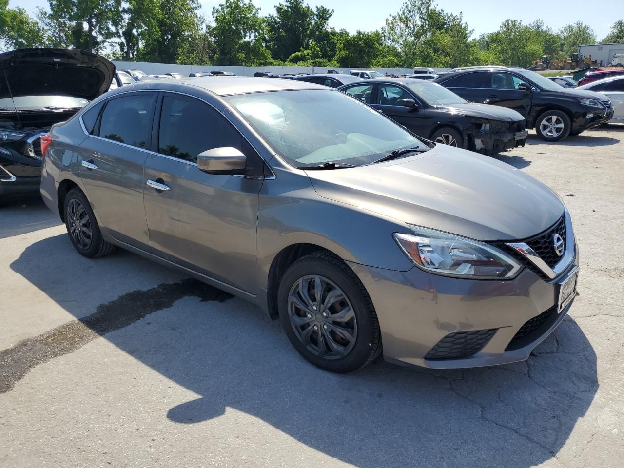 2016 Nissan Sentra S - Фото 4