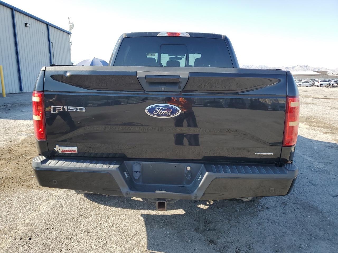 2015 Ford F150 Supercrew - Фото 6