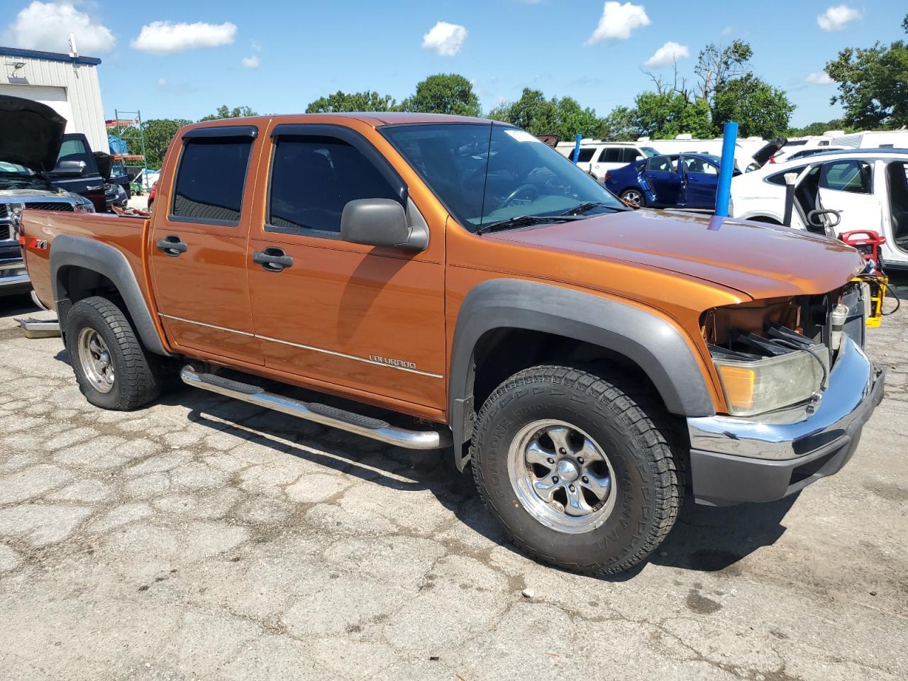 2005 Chevrolet Colorado - Image 4