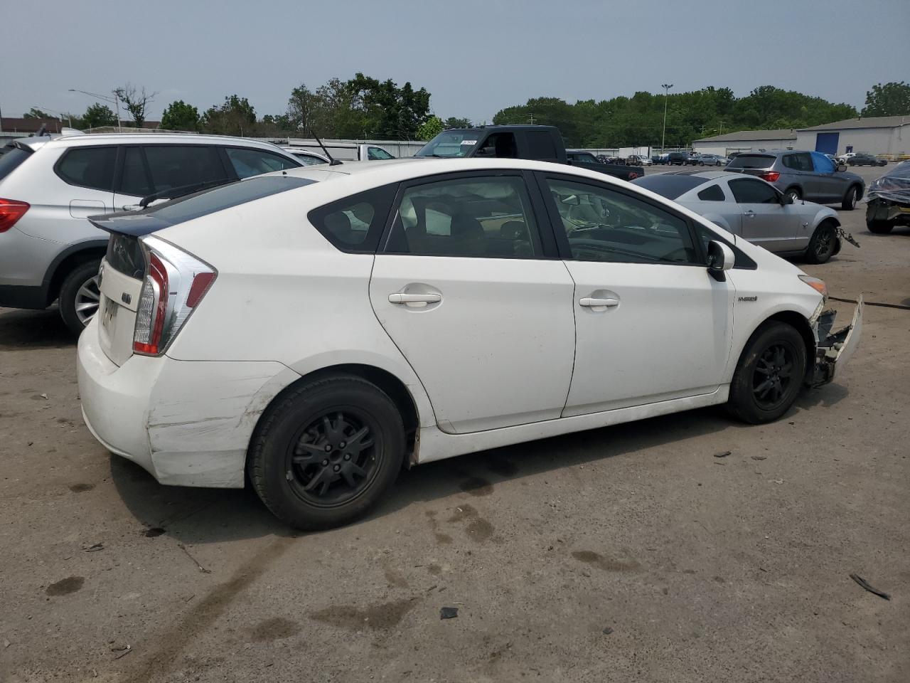2014 Toyota Prius - Фото 3