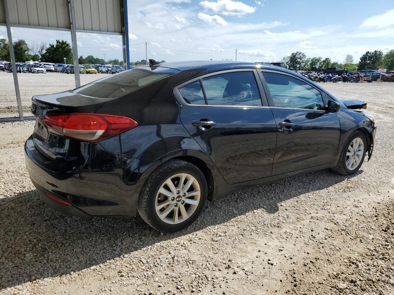2017 Kia Forte Lx - Image 3