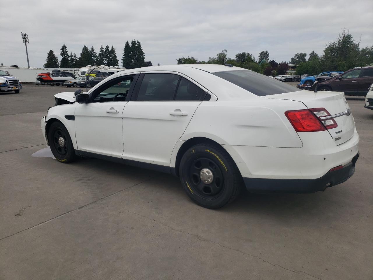 2015 Ford Taurus Police Interceptor - Фото 2