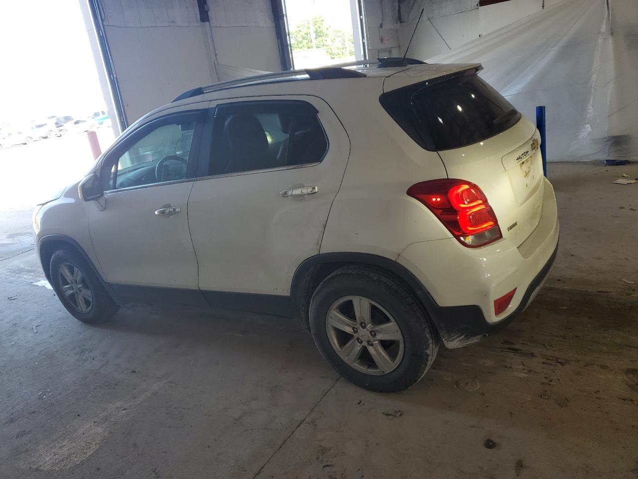 2020 Chevrolet Trax 1Lt - Image 2