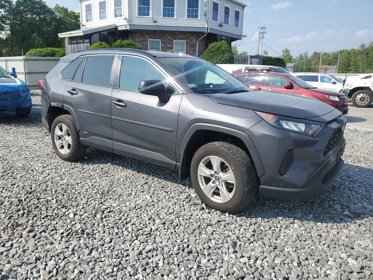 2020 Toyota Rav4 Le - Фото 4