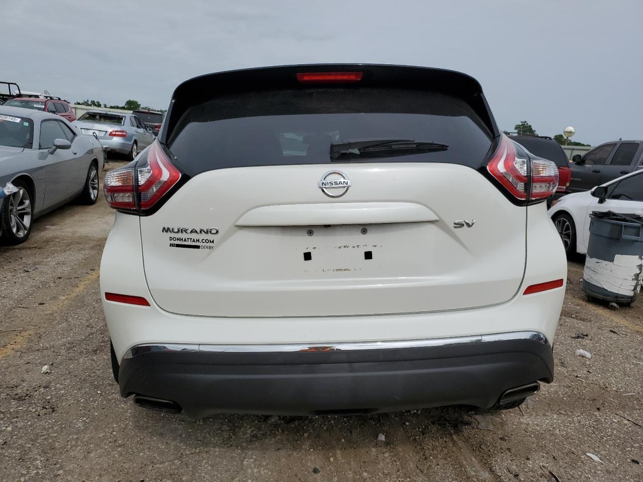 2015 Nissan Murano S - Image 6