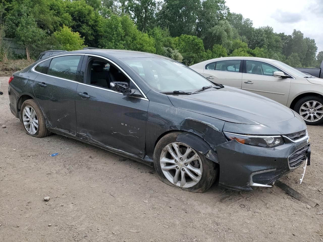 2017 Chevrolet Malibu Hybrid - Image 4