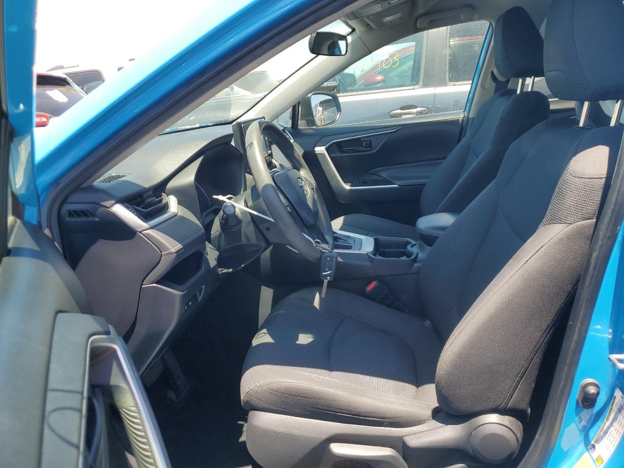 2020 Toyota Rav4 Le - Фото 7