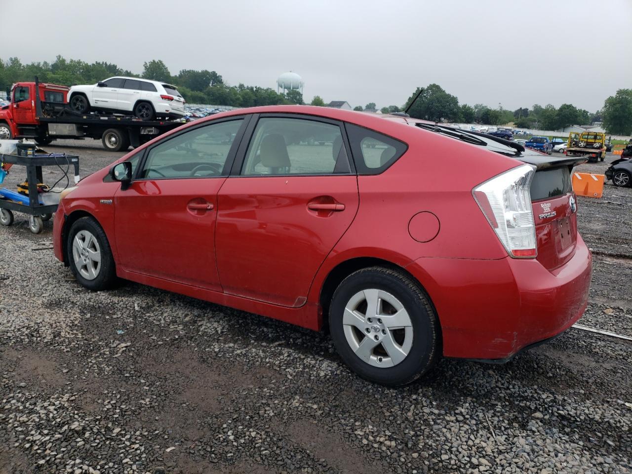 2010 Toyota Prius - Image 2