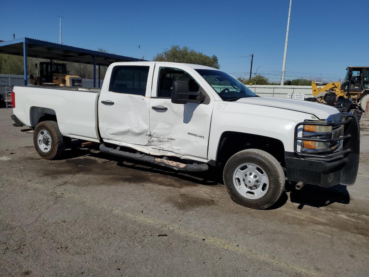 2015 Chevrolet Silverado C2500 Heavy Duty - Фото 4