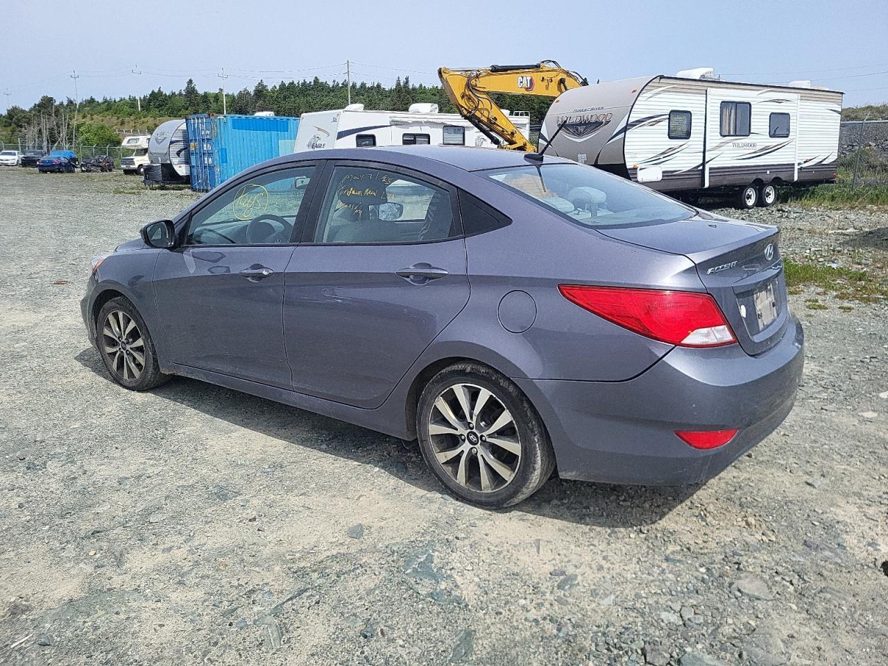 2017 Hyundai Accent Se - Фото 2