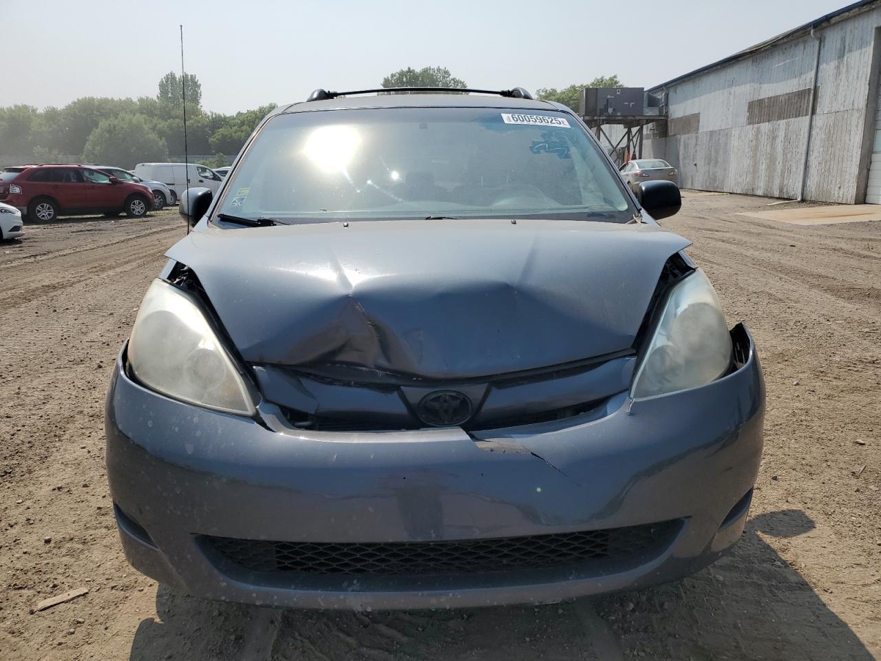 2007 Toyota Sienna Ce - Фото 5