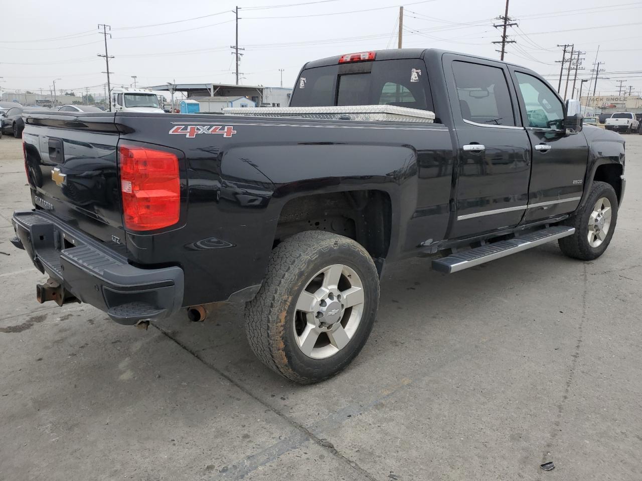 2016 Chevrolet Silverado K2500 Heavy Duty Ltz - Фото 3