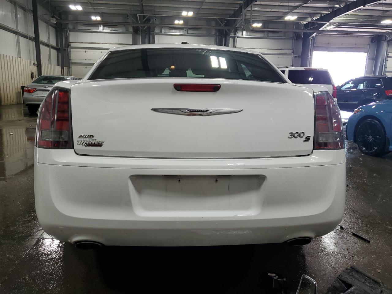 2014 Chrysler 300 S - Фото 6