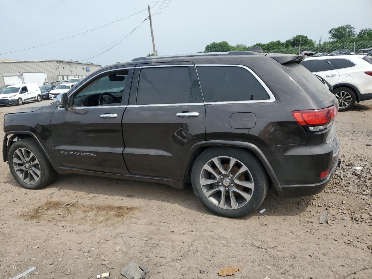 2017 Jeep Grand Cherokee Overland - Фото 2