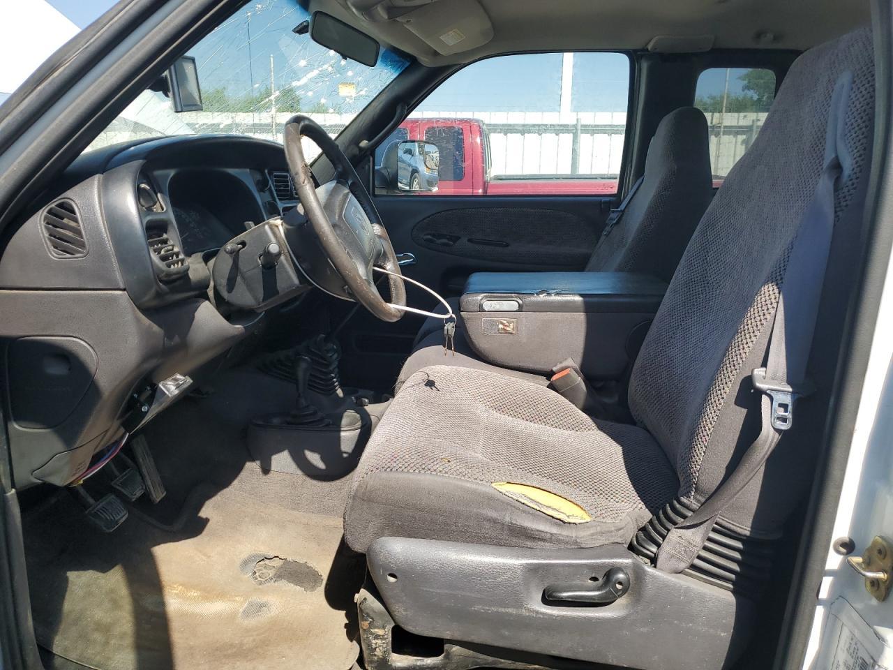 2001 Dodge Ram 2500 - Фото 7